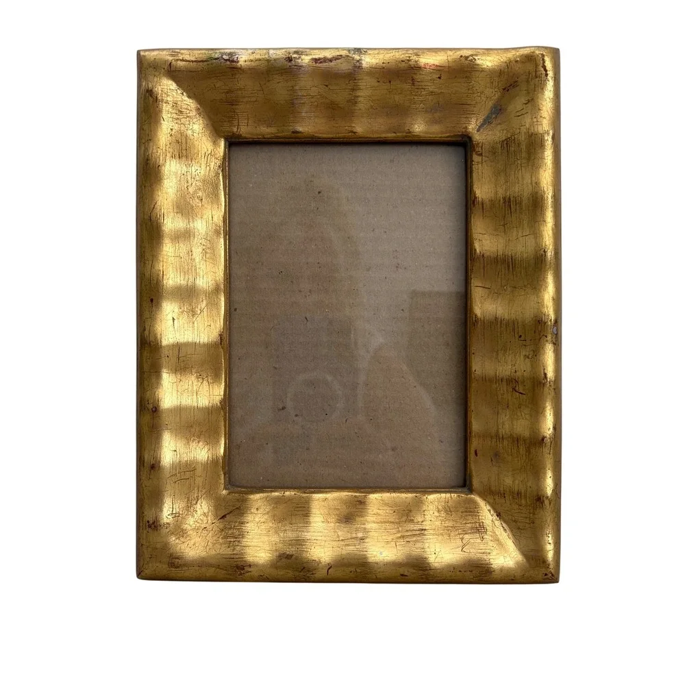 Vintage Gold Scalloped Wavy Picture Frame Distressed Antiqued 4x6 Tabletop Decor